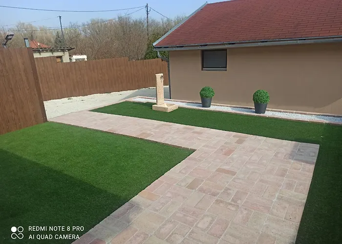 Διαμέρισμα Rozina Vendeghaz